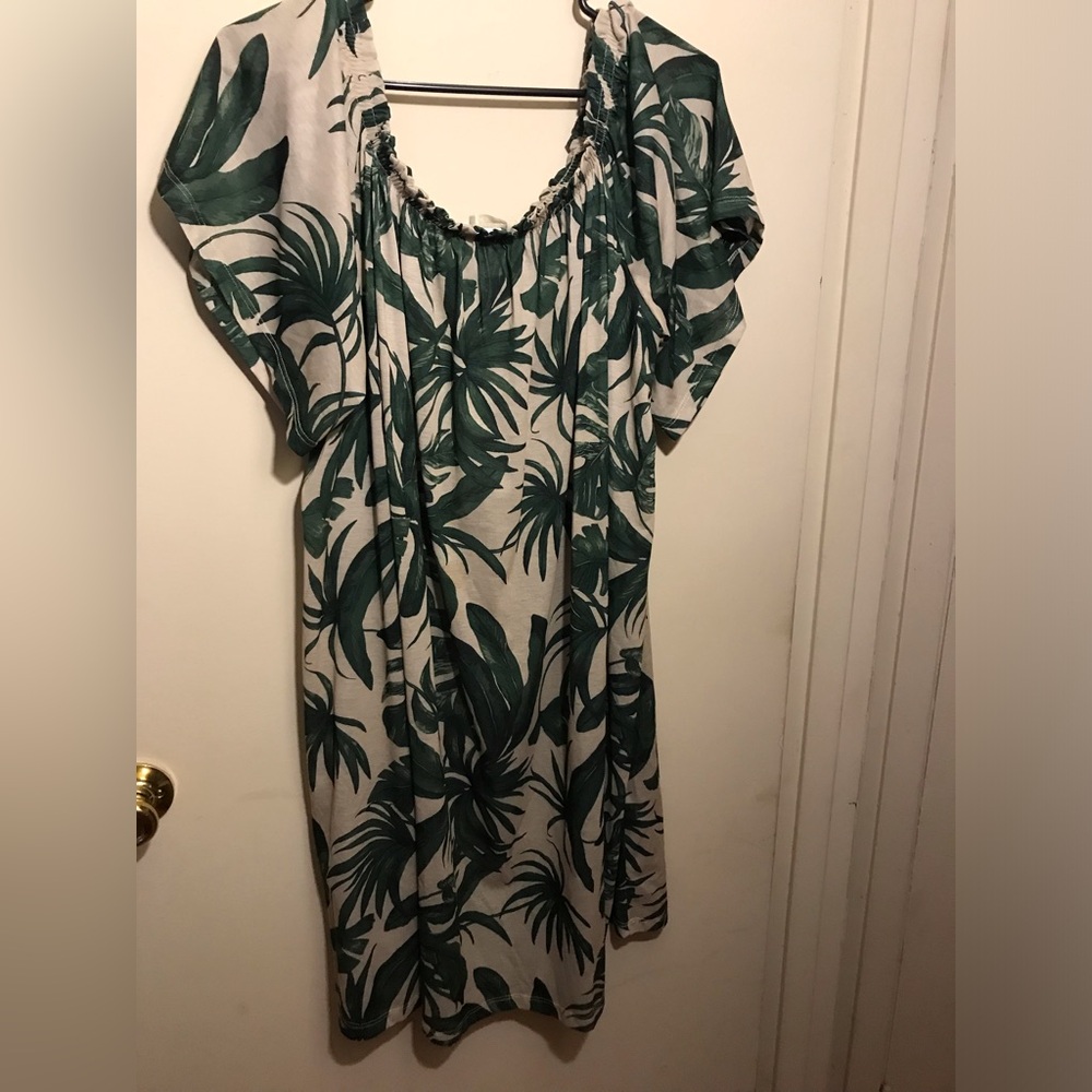 H&M Green and White Tropical Dress